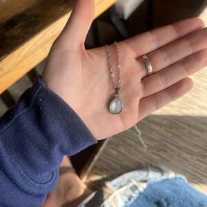 STRAY KIDS I.N Silver Teardrop Pendant Necklace - Silver